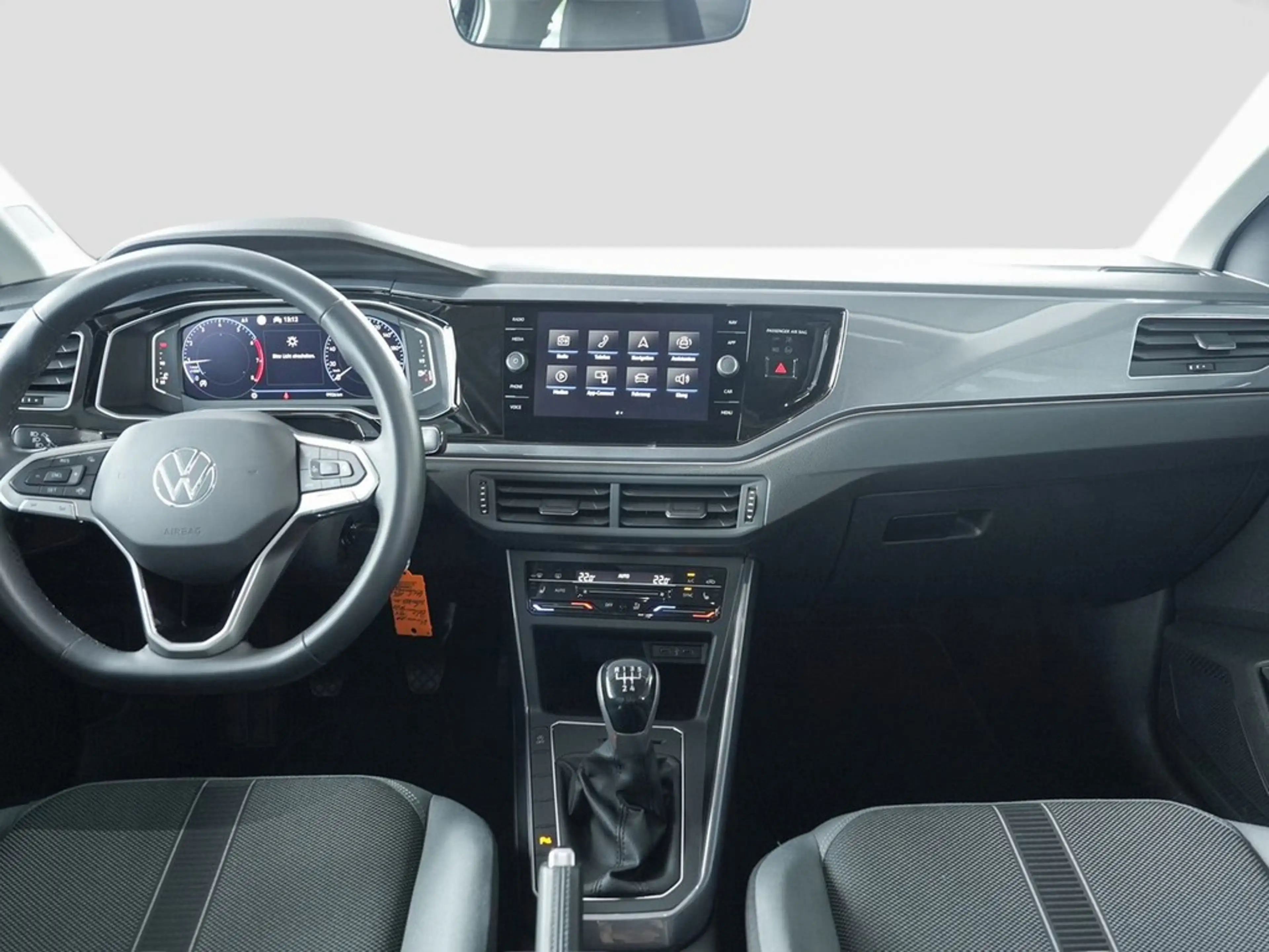 Volkswagen Polo VI 1,0 TSI Style,Matrix-LED,Panoramadach,App-Co... — photo 11