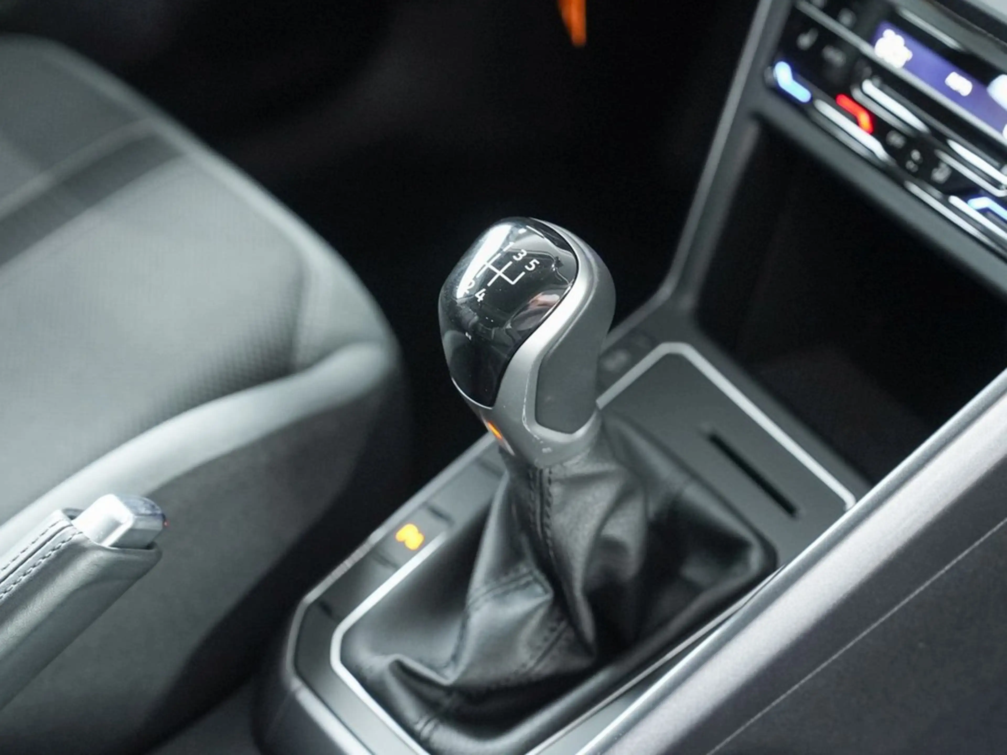 Volkswagen Polo VI 1,0 TSI Style,Matrix-LED,Panoramadach,App-Co... — photo 9