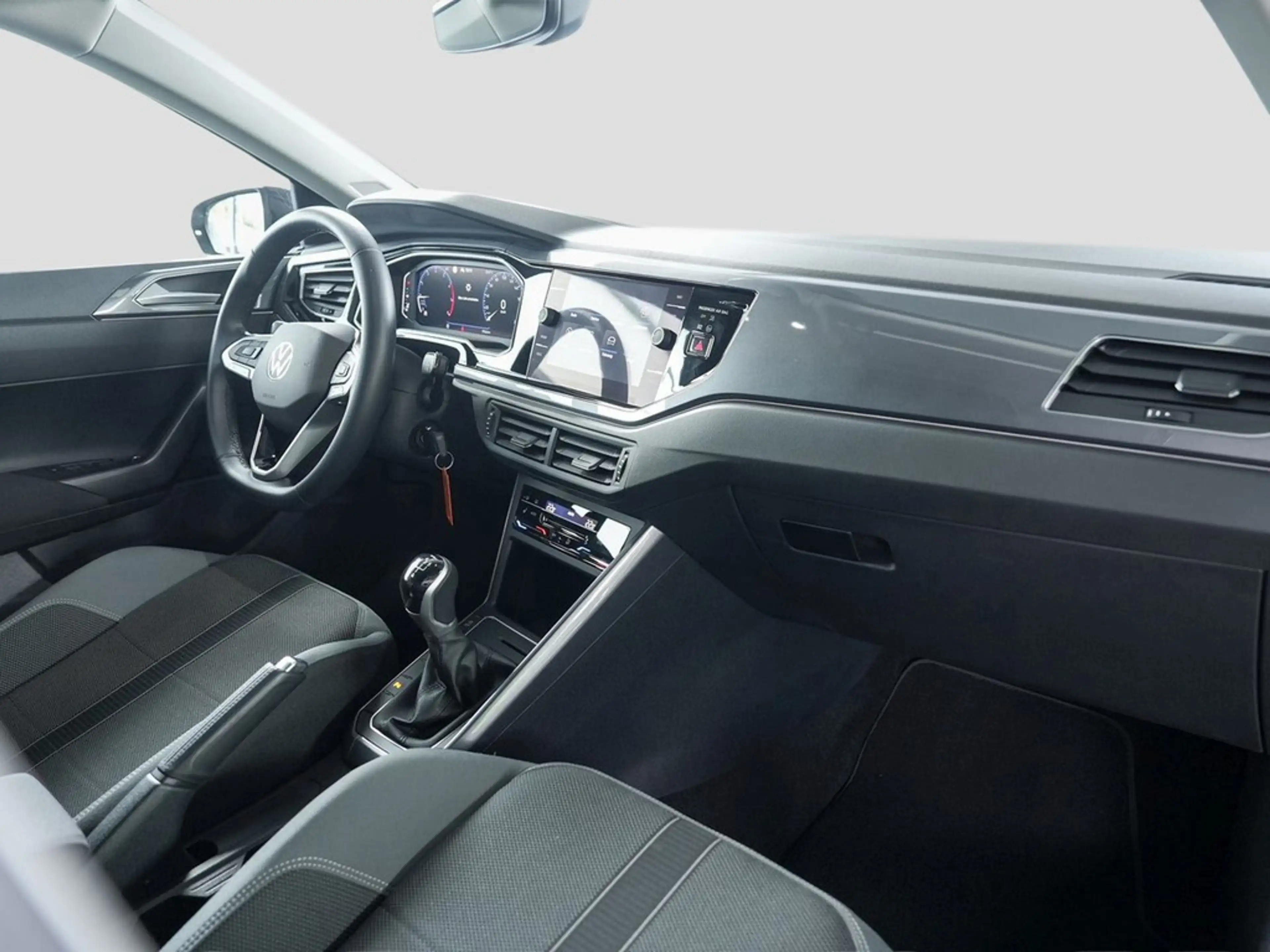 Volkswagen Polo VI 1,0 TSI Style,Matrix-LED,Panoramadach,App-Co... — photo 8