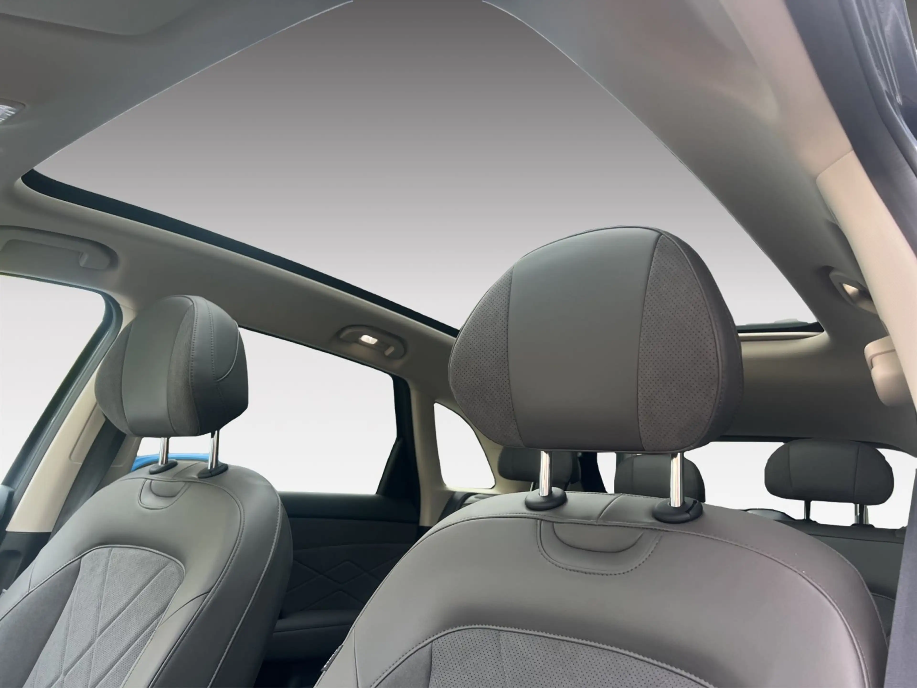 MG MGS6 EV LUXURY AWD LED NAVI 360 GRAD KAMERA PDC — photo 13