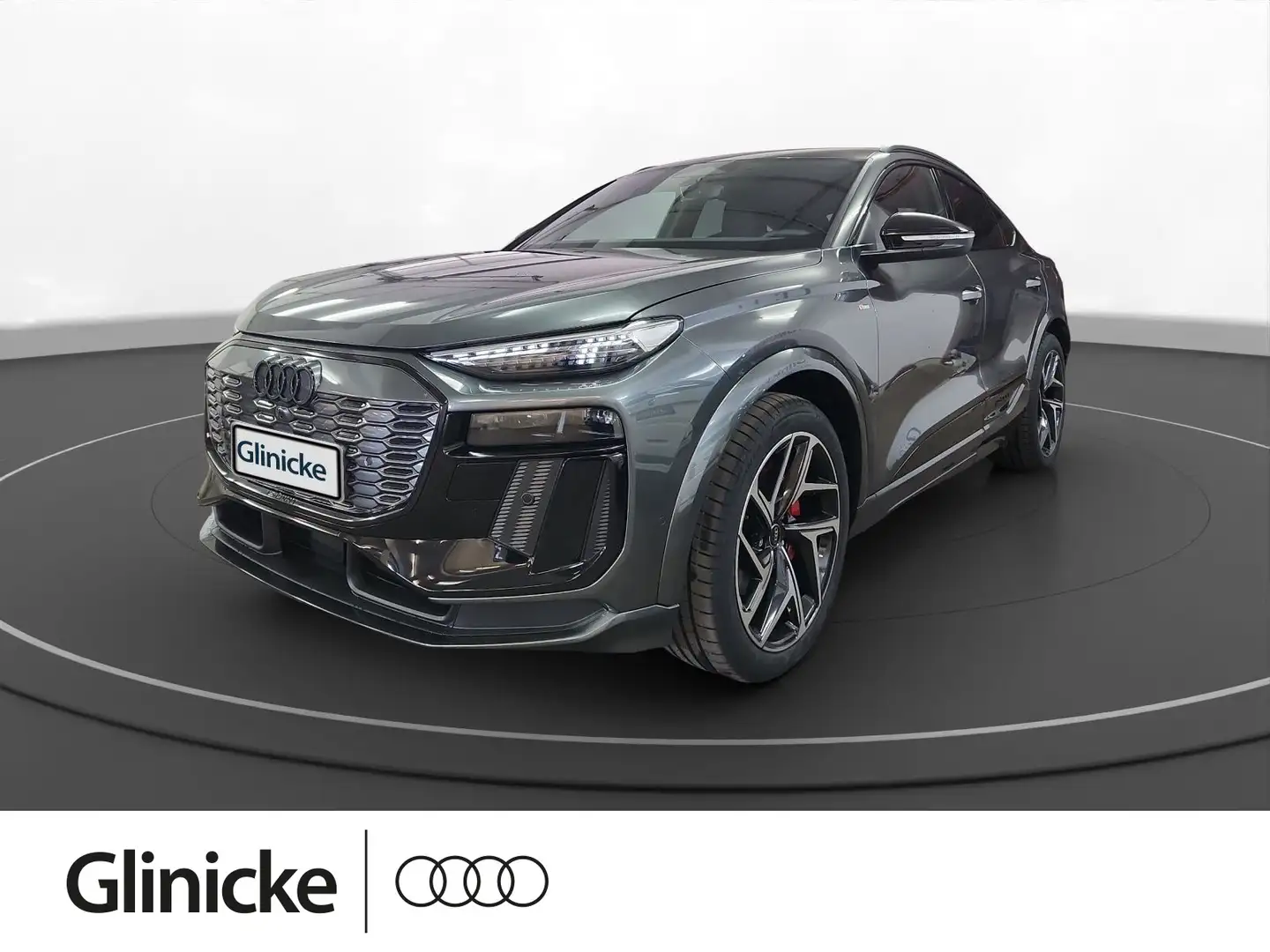 Audi Q6 qu. S Line AHK Pano LM21" B& Grau - 1