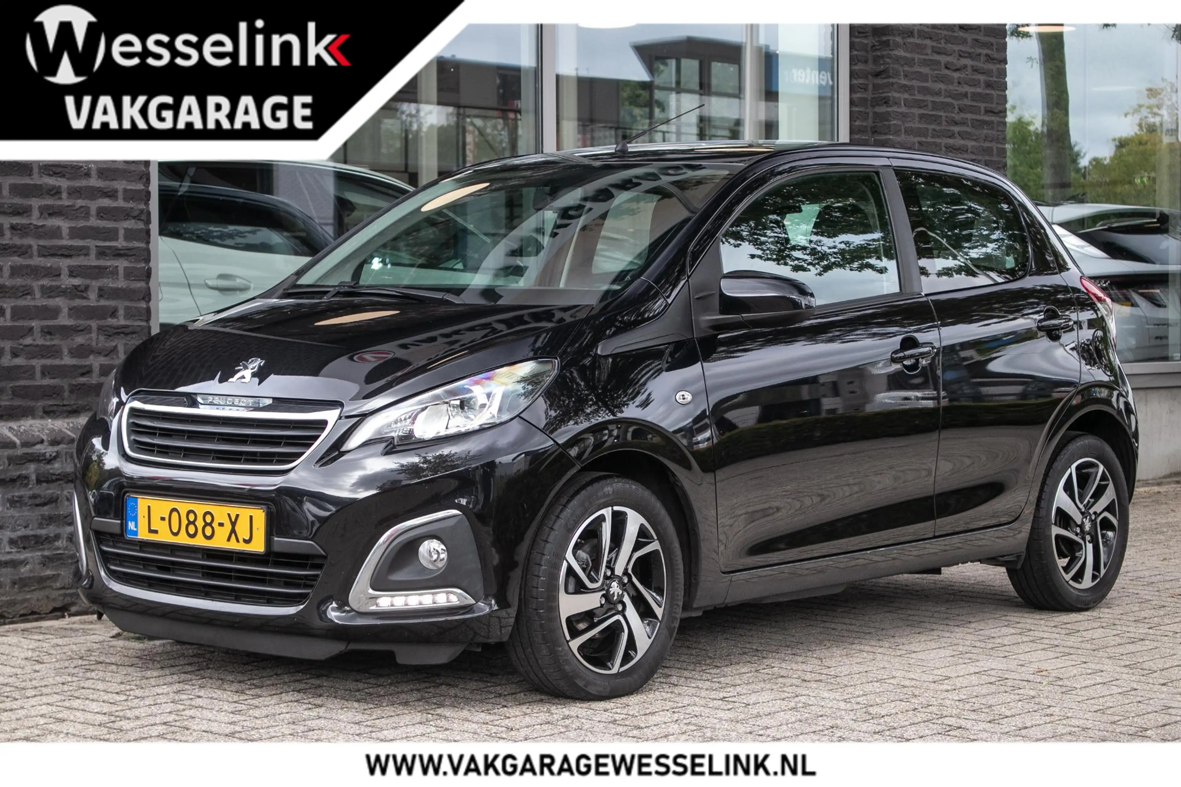 Peugeot 108 1.0 e-VTi Allure | Lmv | Carplay | Airco |