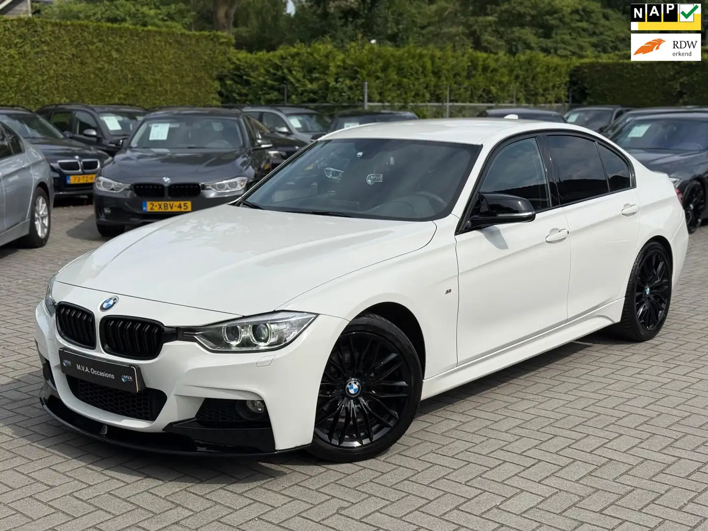 BMW 316 3-serie 316i Executive M Sport|Nieuwe Ketting + Kl Wit - 1