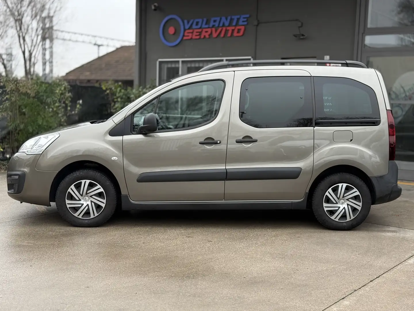 Citroen Berlingo Multispace 1.6 bluehdi Xtr 100cv Beige - 2