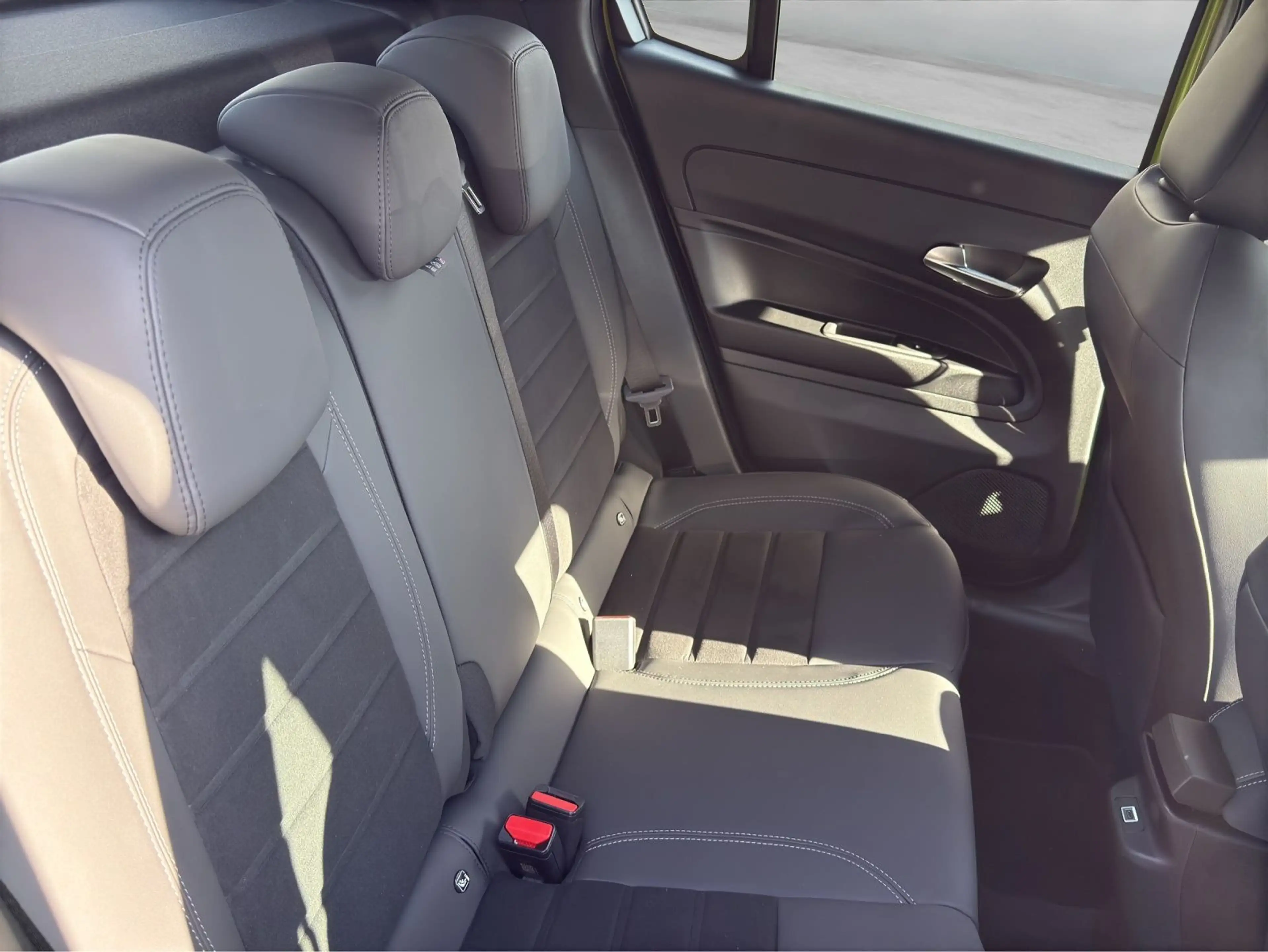 Fiat 600 1.2 Mild-Hybrid Sport — photo 8