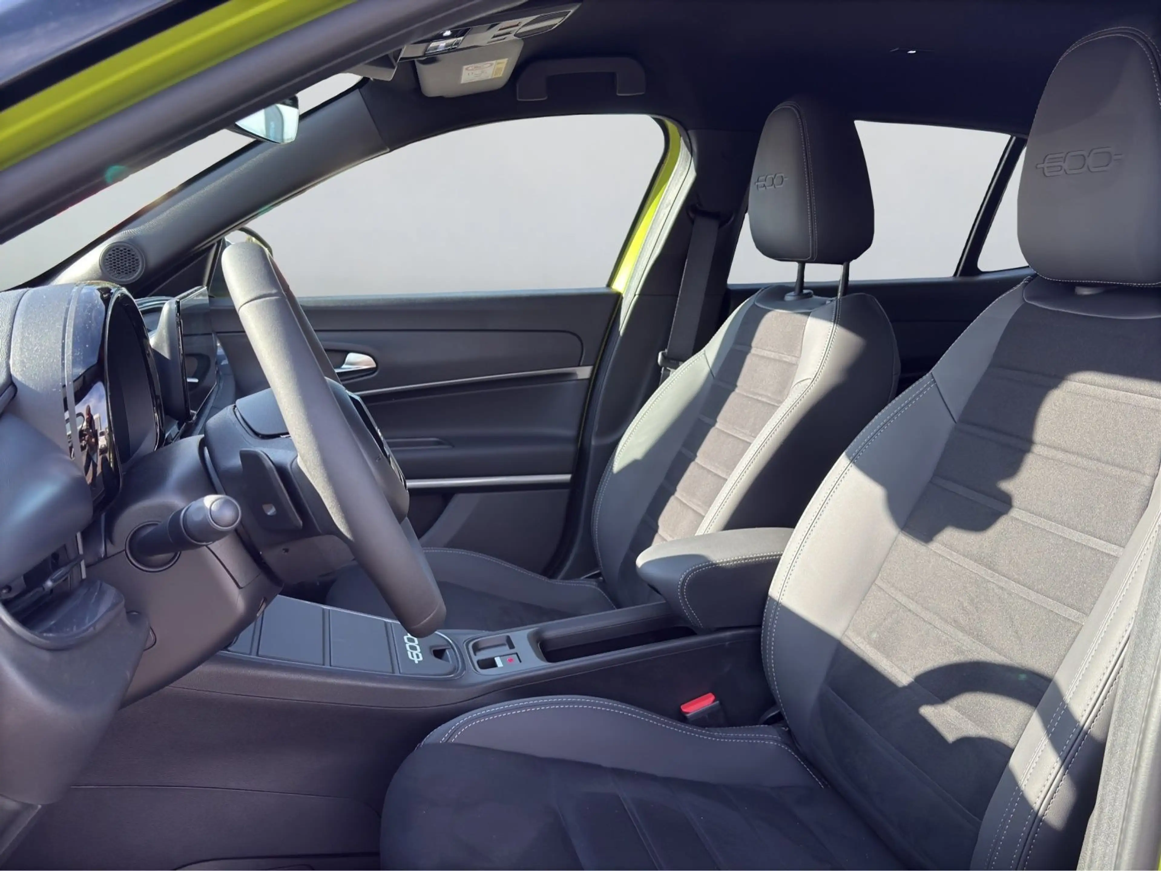 Fiat 600 1.2 Mild-Hybrid Sport — photo 10