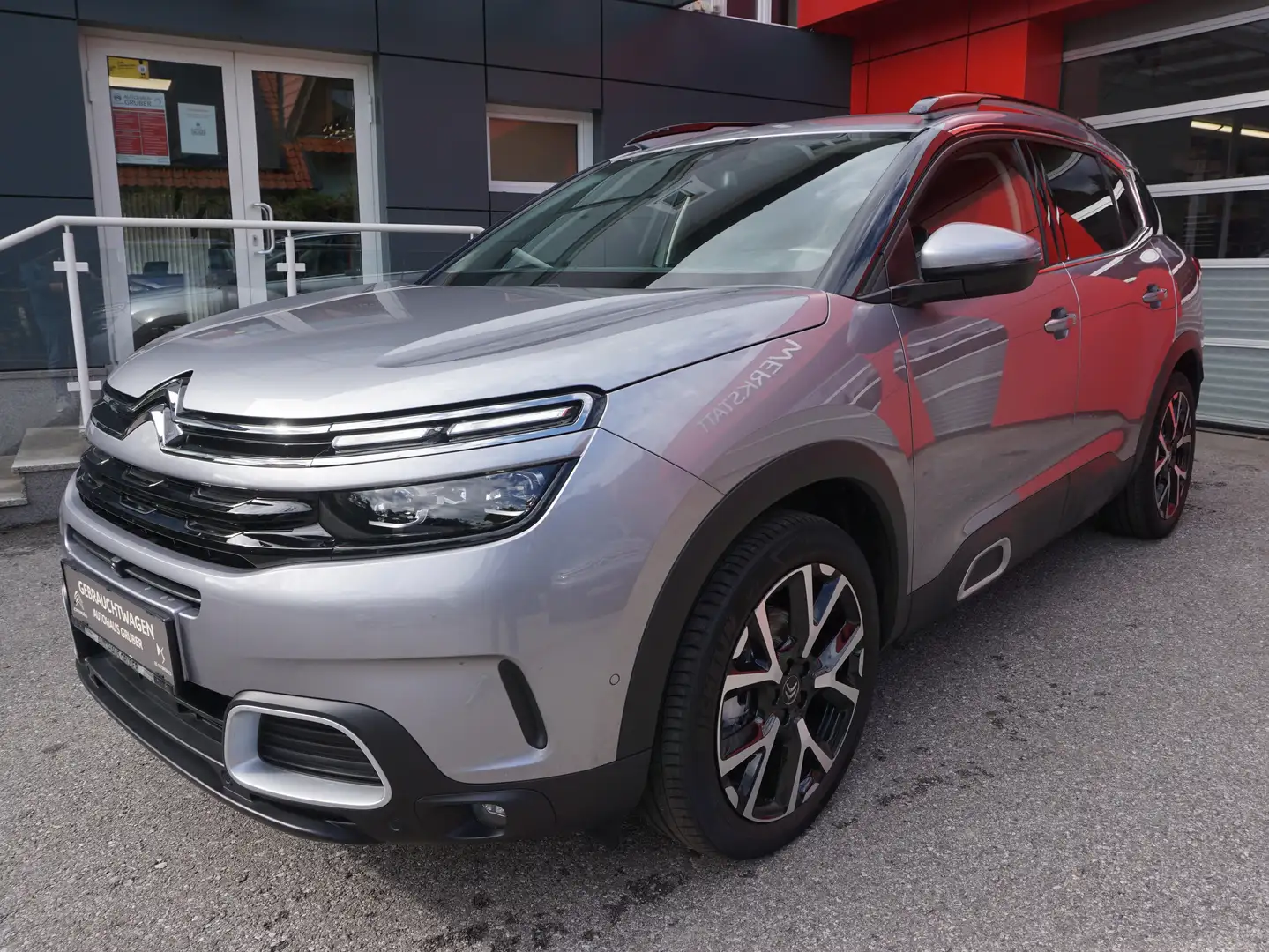 Citroen C5 Aircross HDi 130 EAT8 SHINE Grau - 1