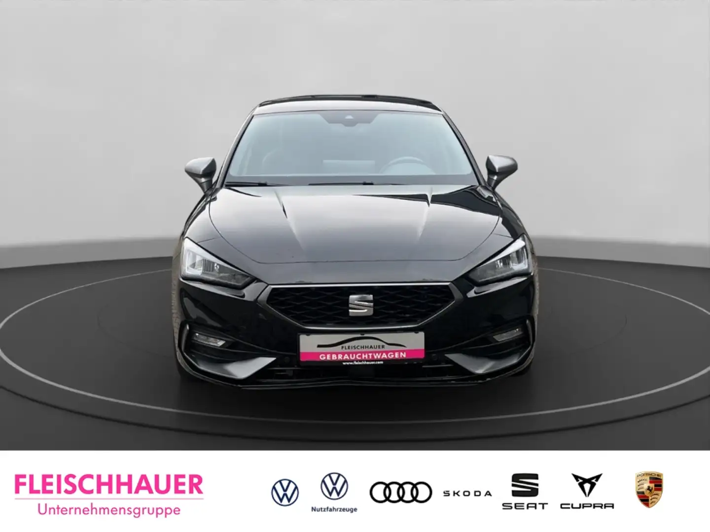 SEAT Leon 1.5 eTSI FR Navi RFK Klima ACC SHZG VC Lenkrad hei Schwarz - 2