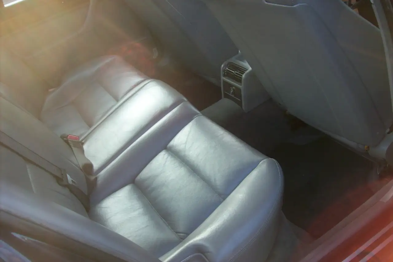 BMW 750 i Automatik (E32) AHK, foto 11