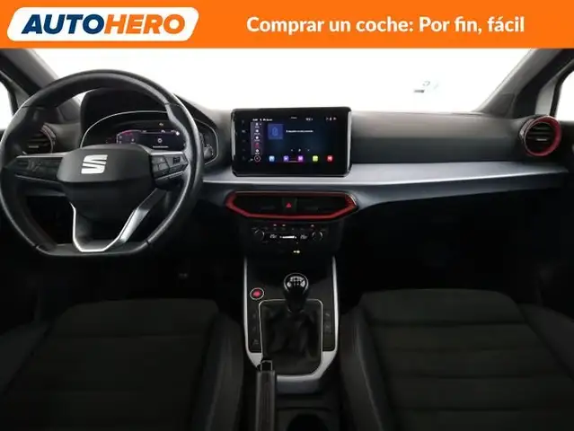 SEAT Arona view 13