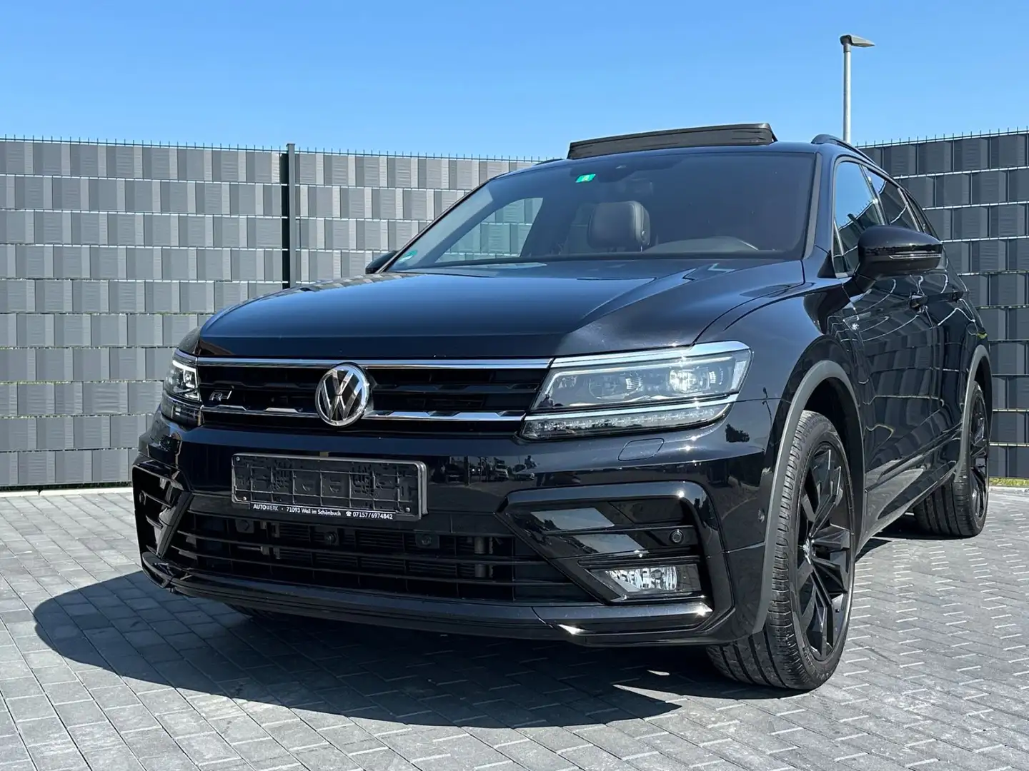 Volkswagen Tiguan Allspace 2.0 4M*DSG*PANO*BLACK*CAM*ACC* Zwart - 1