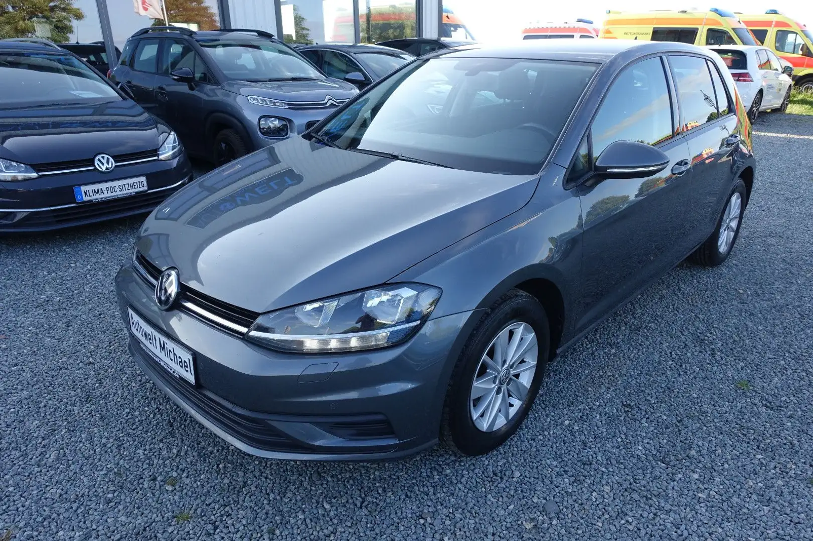 Volkswagen Golf VII 1.0 DSG KLIMAAUT APP SITZH PDC TÜV Neu Grau - 2