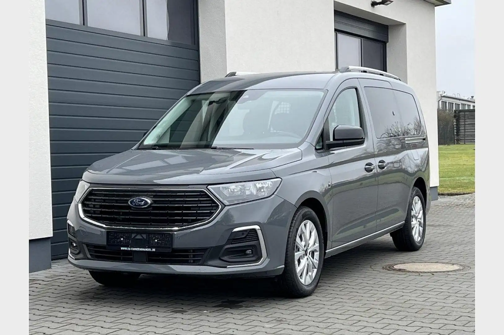 Ford Grand Tourneo Connect Titanium 1.5 Automatik Gris - 1