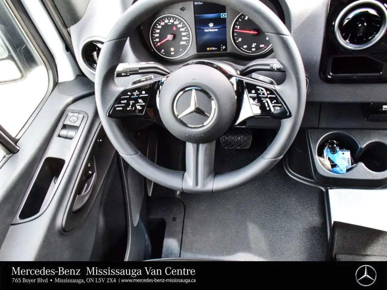 Mercedes-Benz Sprinter снимка Mercedes-Benz Sprinter