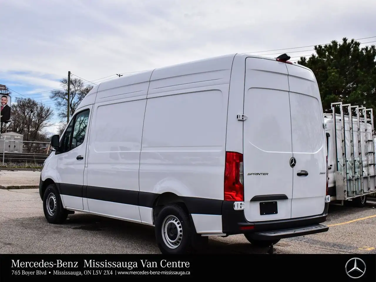 Mercedes-Benz Sprinter снимка Mercedes-Benz Sprinter