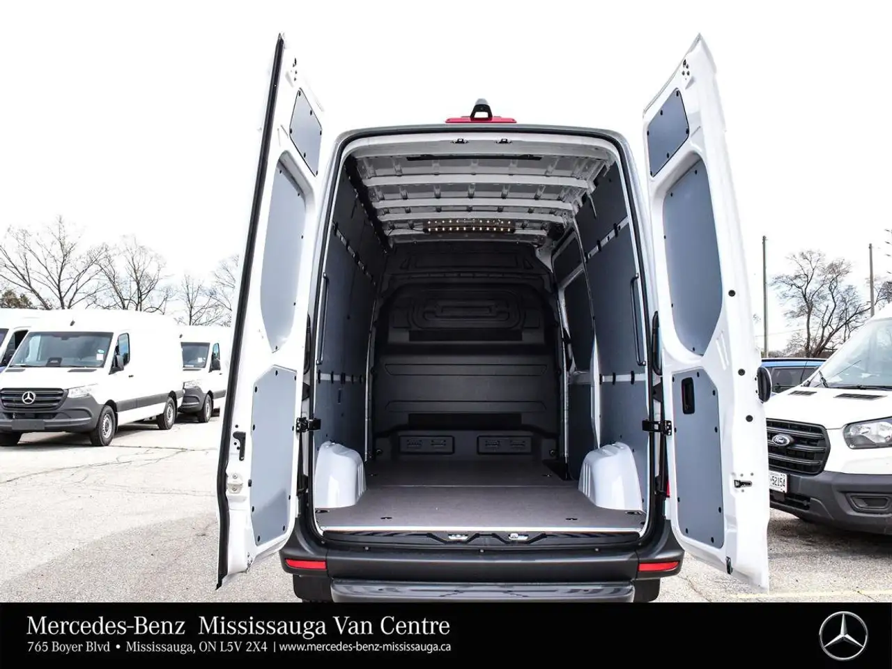 Mercedes-Benz Sprinter снимка Mercedes-Benz Sprinter