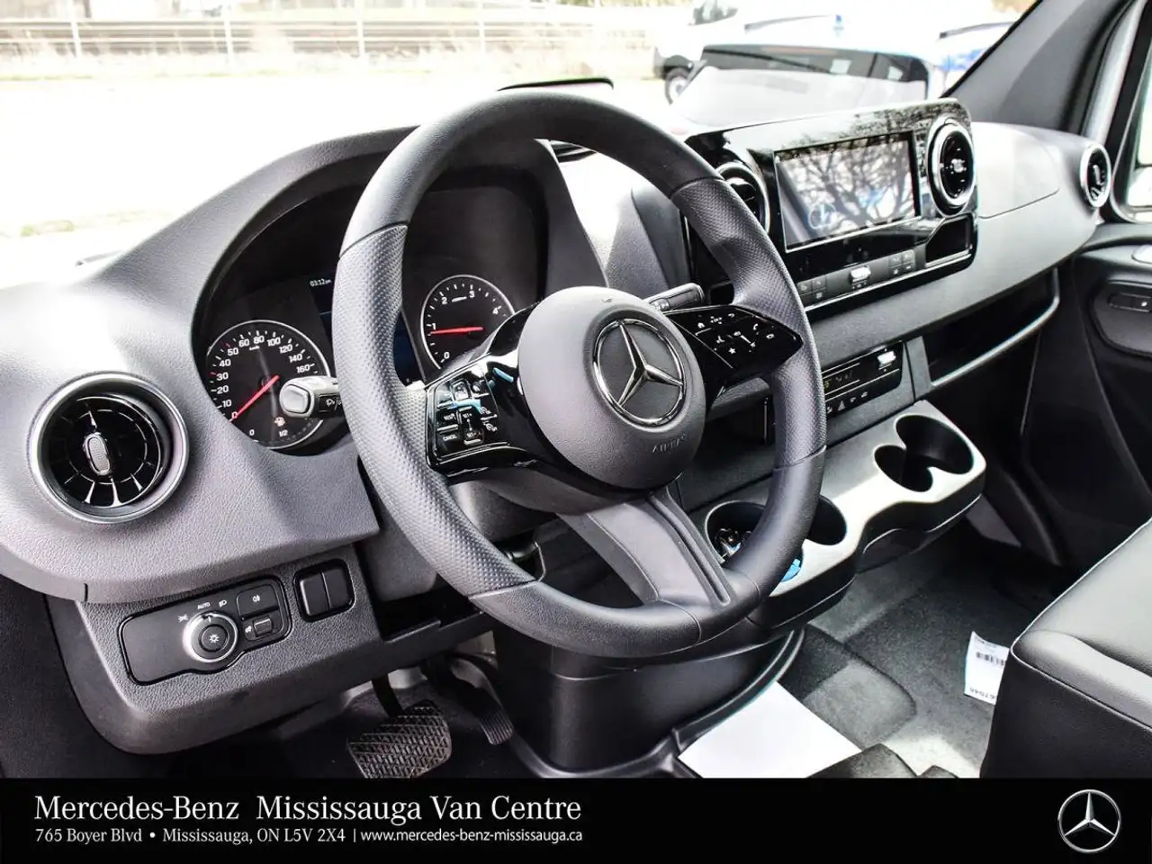 Mercedes-Benz Sprinter снимка Mercedes-Benz Sprinter