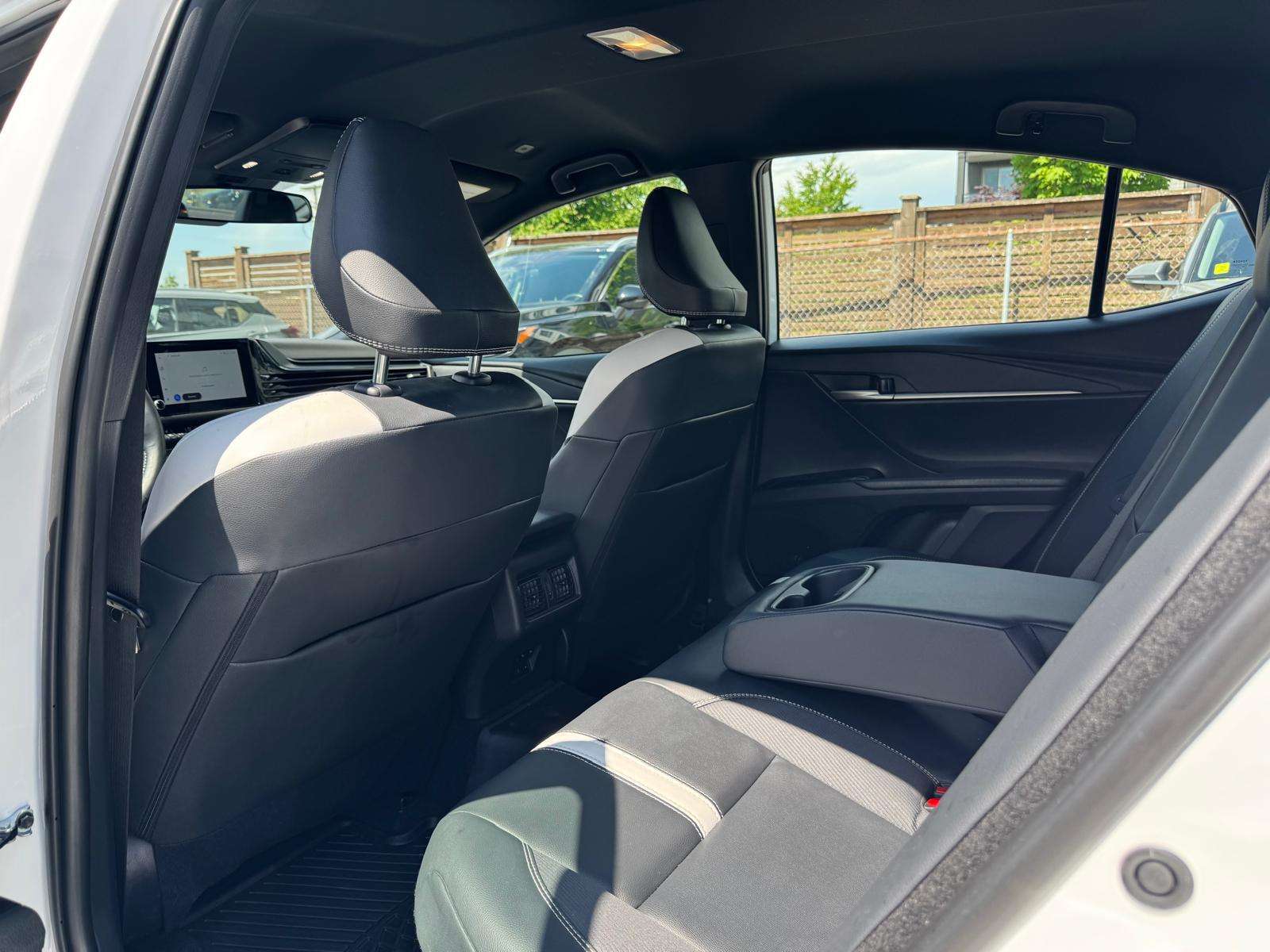 2025 Toyota Camry — view 13