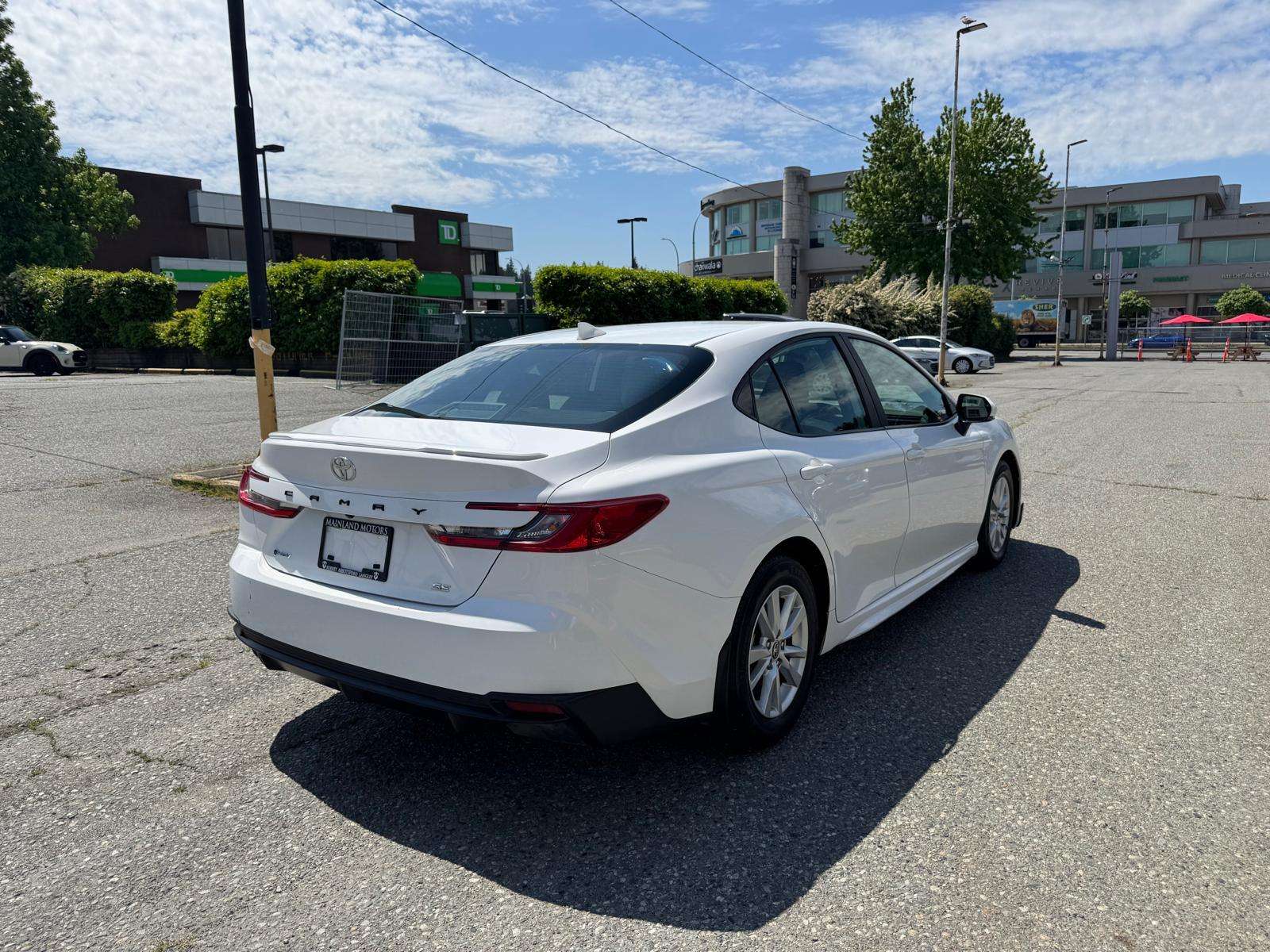 2025 Toyota Camry — view 5