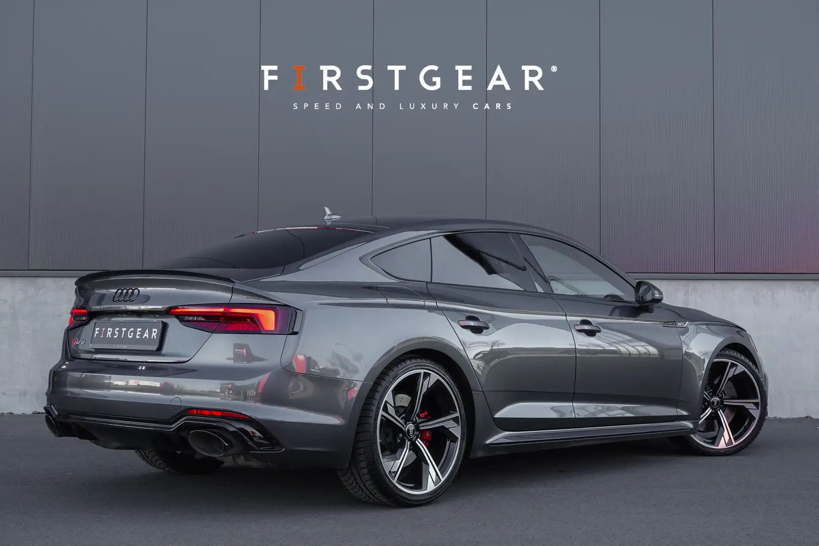 Audi RS5 Sportback 2.9 TFSI quattro *RS Sport-chassis / RS- Gris - 2
