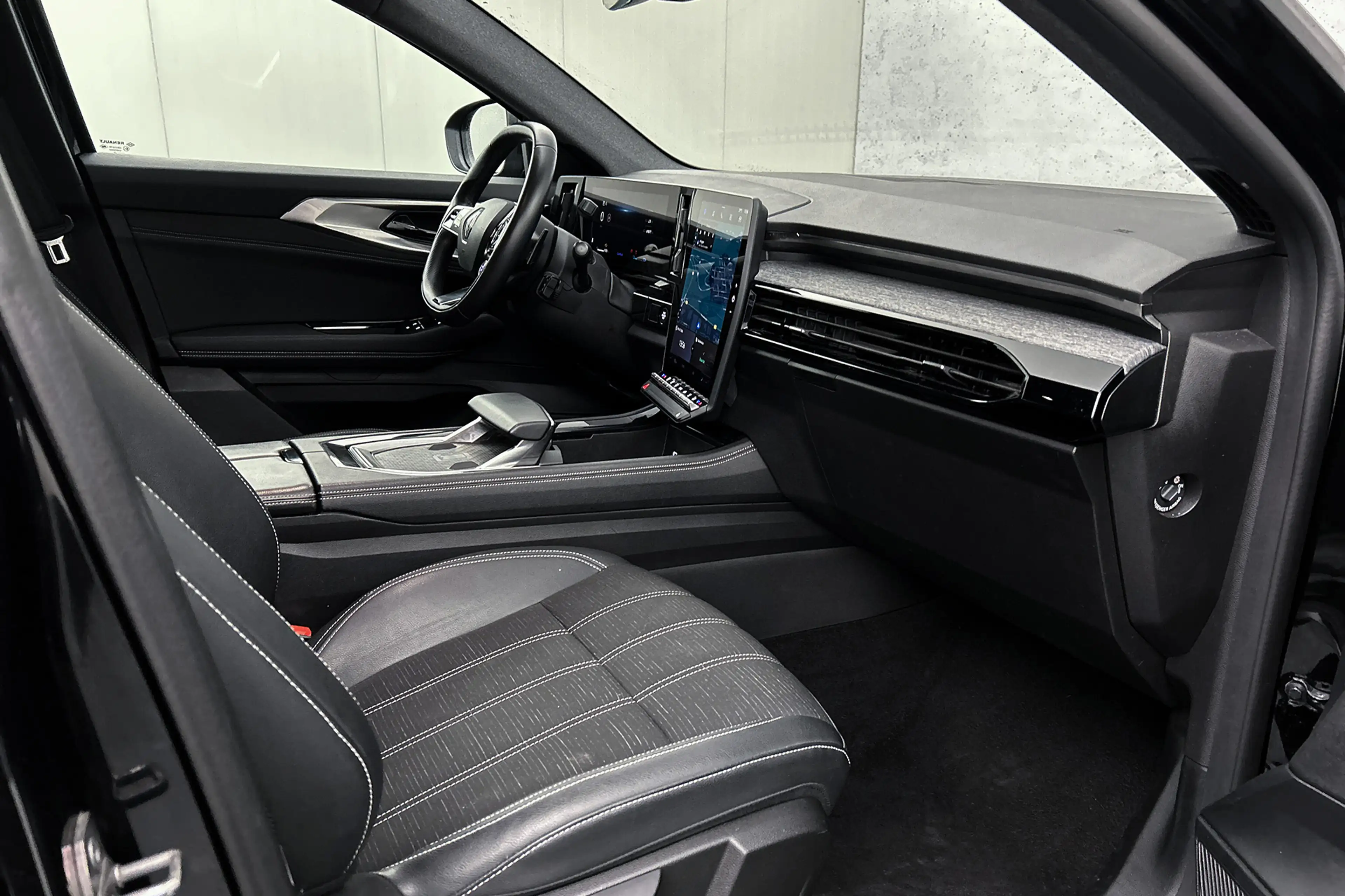 Renault Austral 1.2 E-Tech full hybrid 200 techno | Camera | Half — photo 28