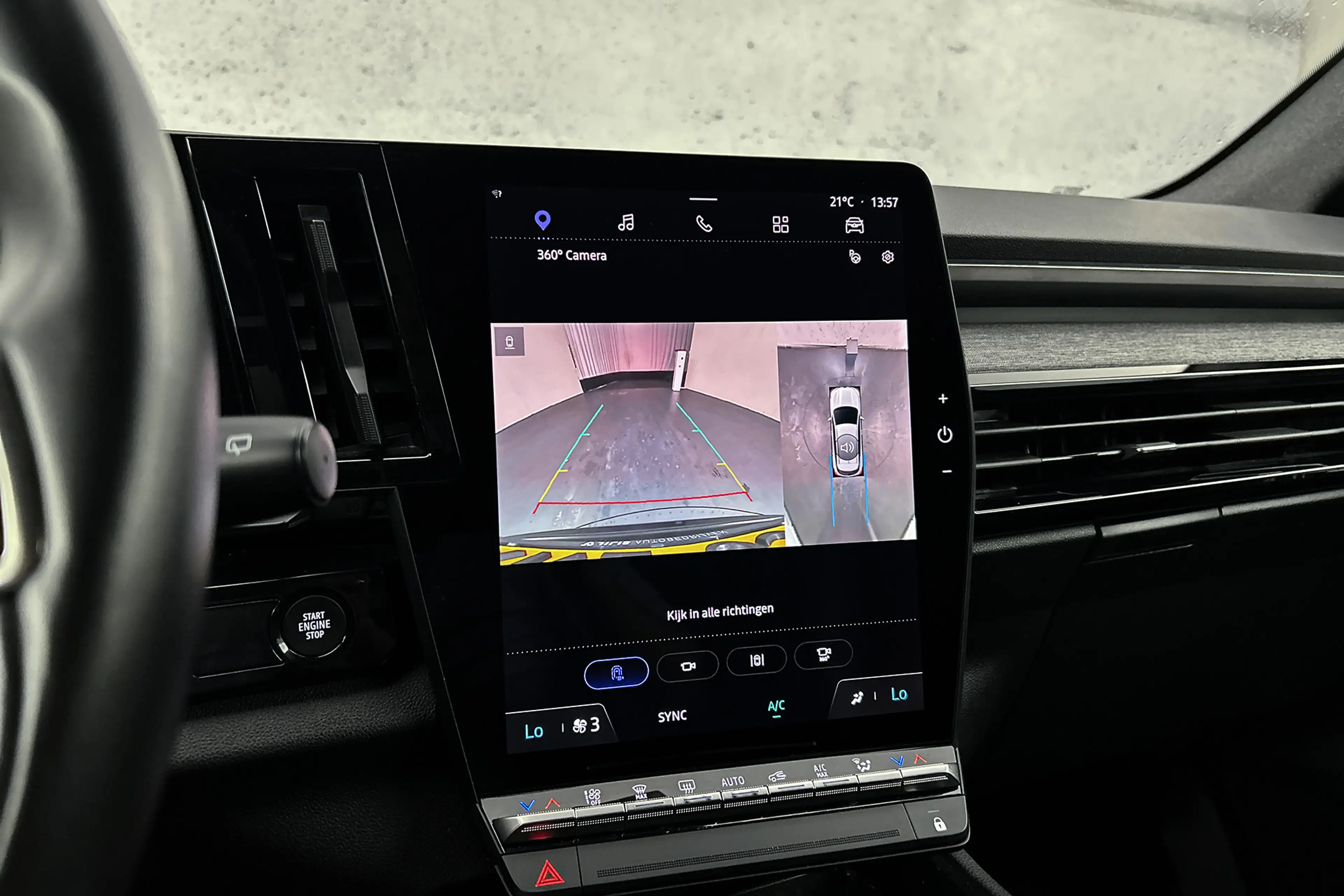 Renault Austral 1.2 E-Tech full hybrid 200 techno | Camera | Half — photo 30