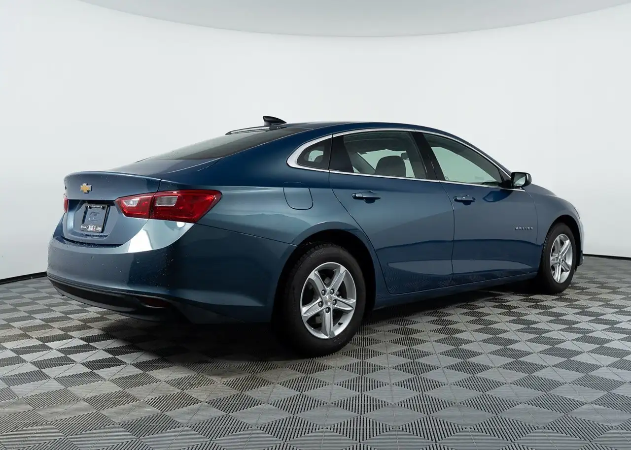 Chevrolet Malibu снимка Chevrolet Malibu