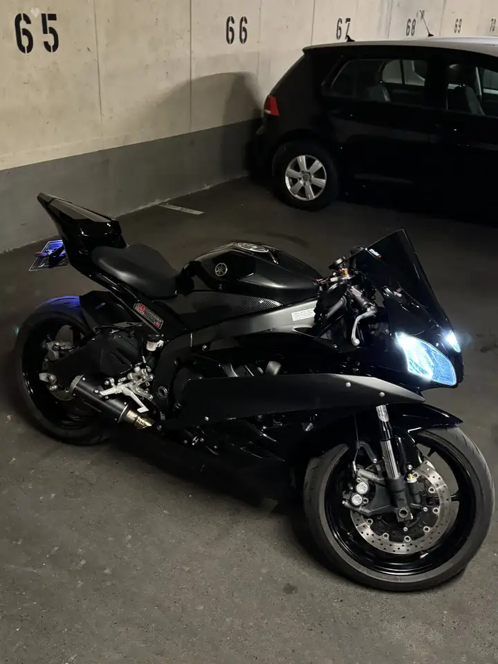 Yamaha YZF 600