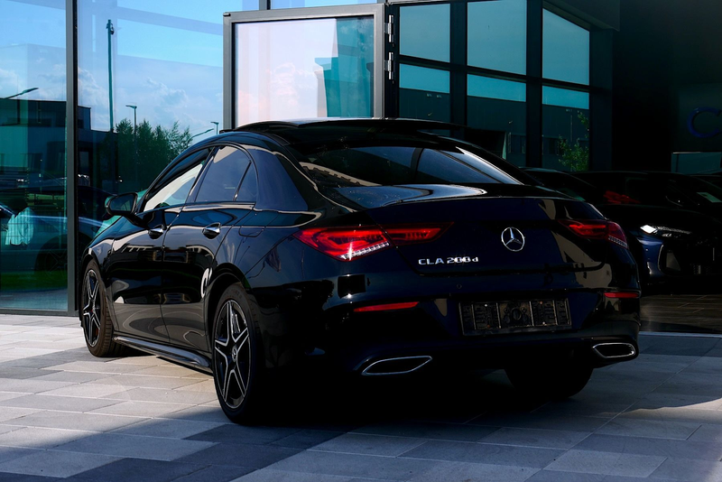 Mercedes-Benz CLA 200 d AMG Line Aut. *Panorama - Night Paket* — photo 7