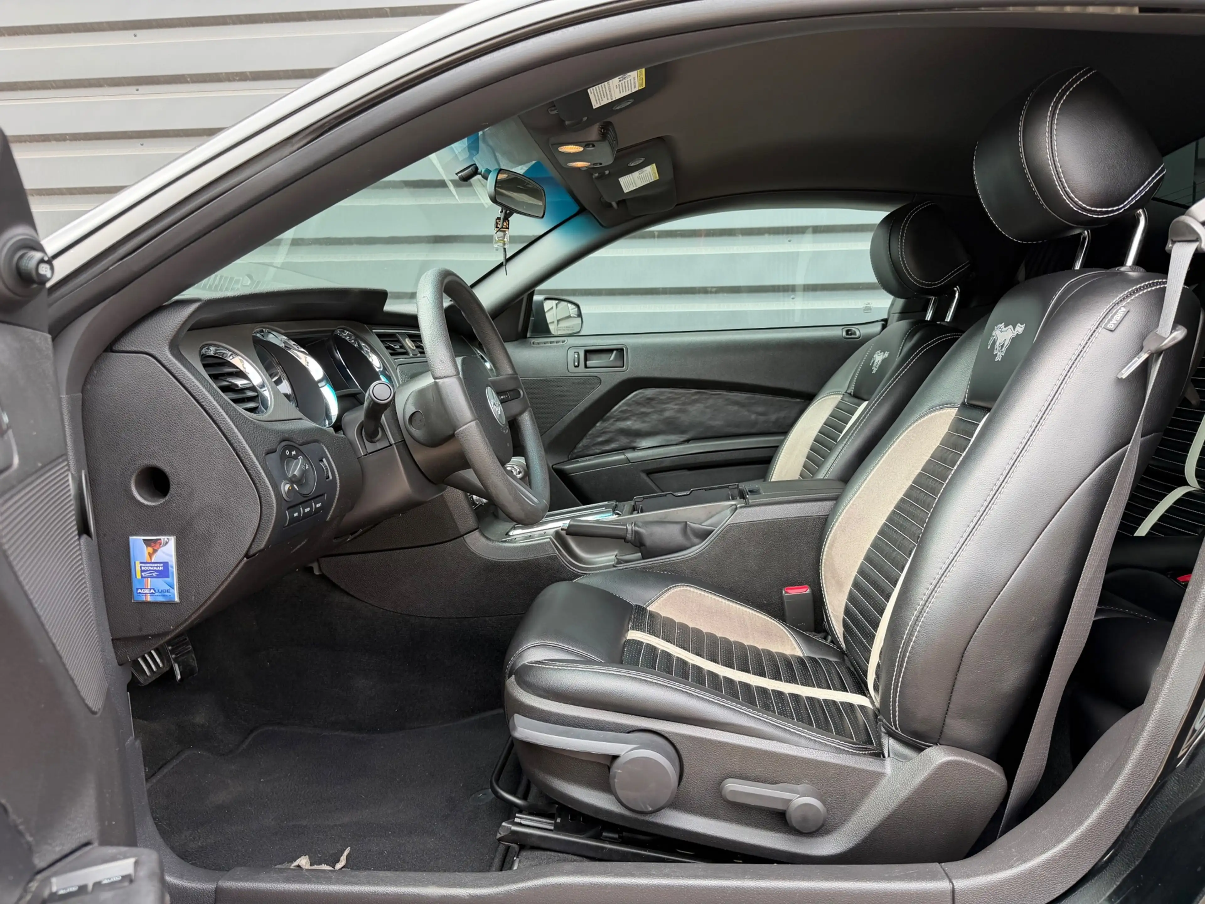 Ford Mustang 5.0 V8 GT Automaat 418PK 20inch / APK — photo 12