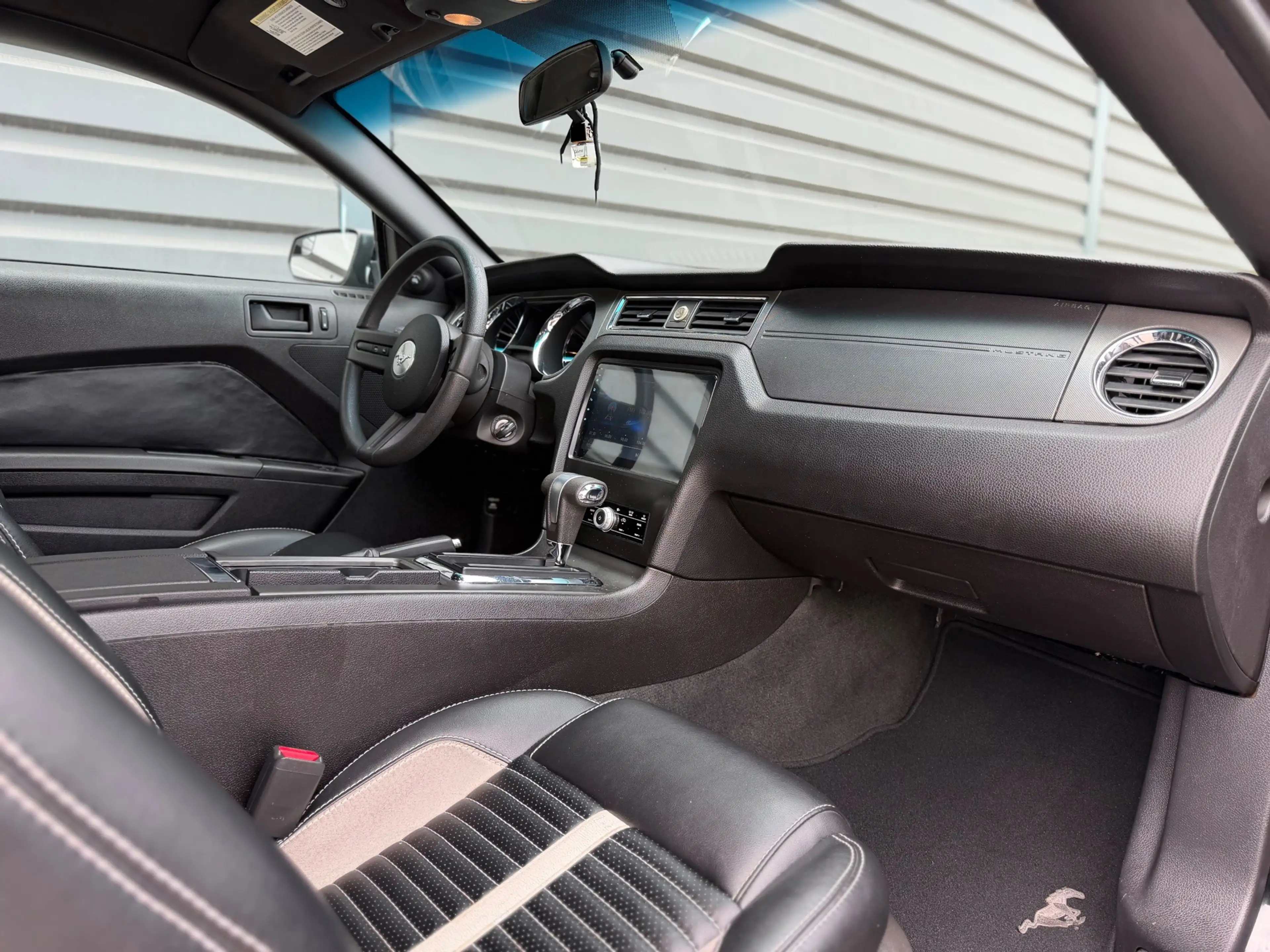 Ford Mustang 5.0 V8 GT Automaat 418PK 20inch / APK — photo 8