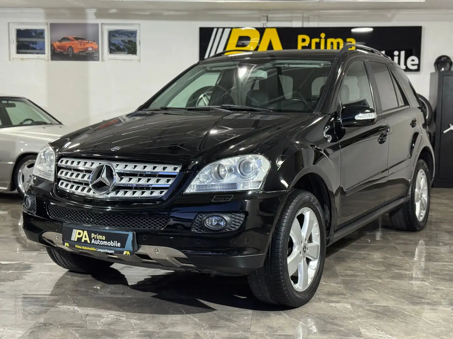 Mercedes-Benz ML 280 CDI / Standheizung Tempomat Xenon AHK Noir - 1