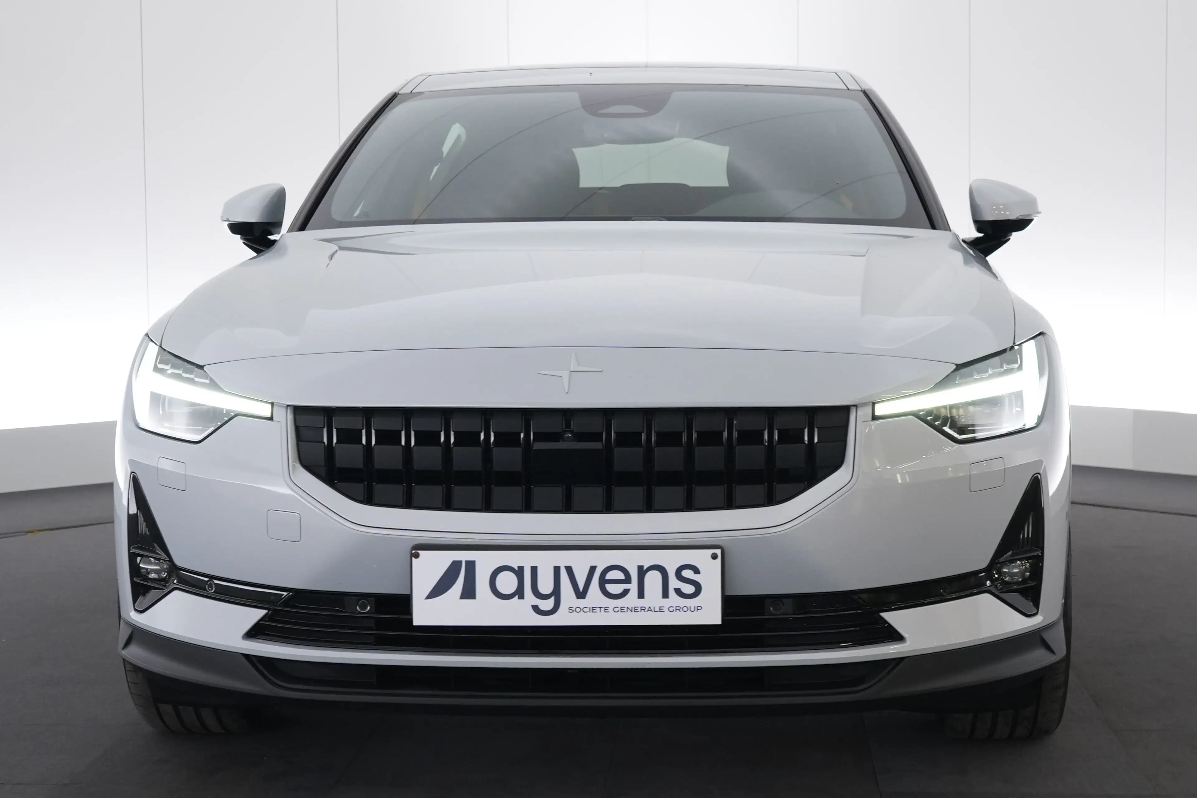 Polestar 2 78 kWh Dual Motor Plus Pilot Performance LED GPS P — photo 2