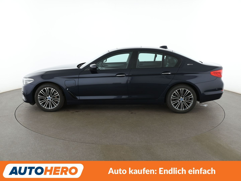 BMW 530 530e Sport Line Aut.*NAV*HUD*ACC*CAM*PDC*SHZ*ALU* — photo 3
