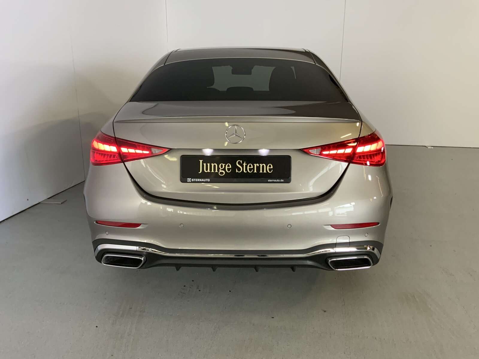 Mercedes-Benz C 180