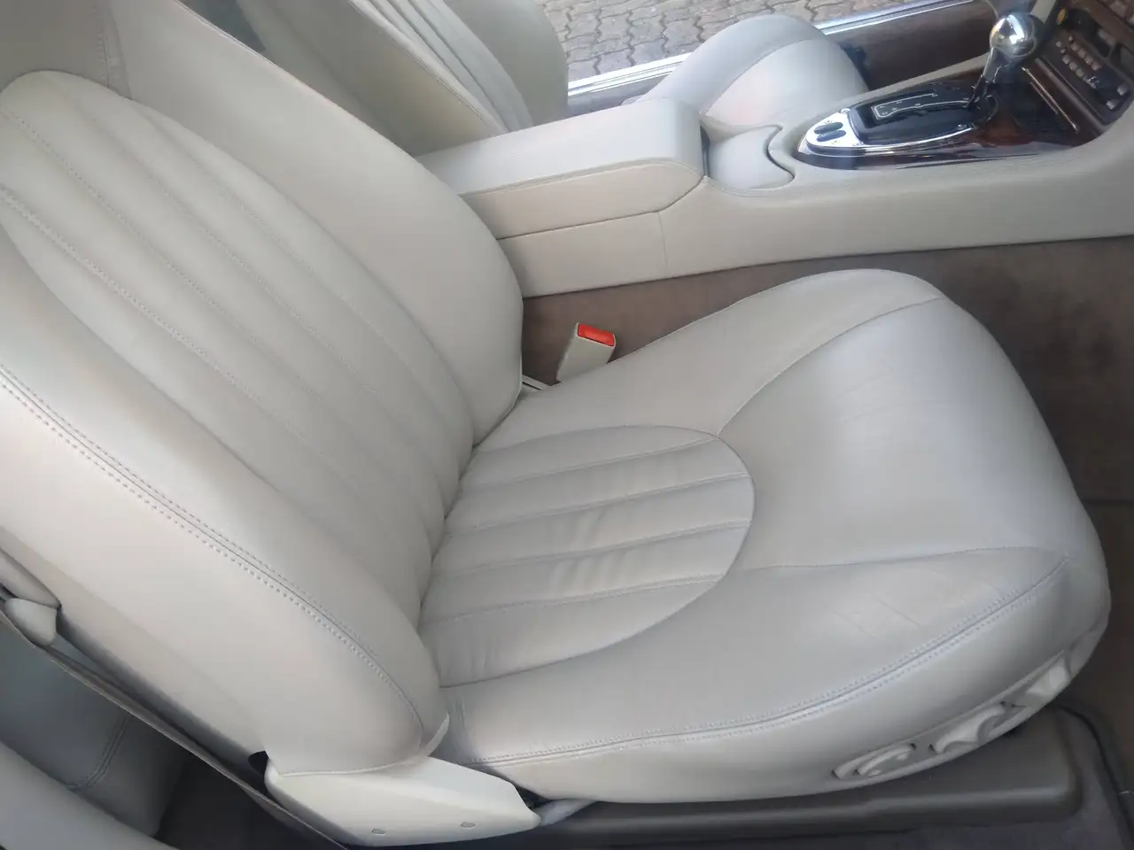 Jaguar XK Coupe, foto 10