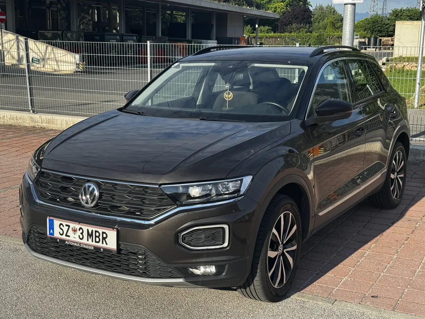 Volkswagen T-Roc T-Roc 2,0 TDI SCR 4Motion Design DSG Design Marrón - 1
