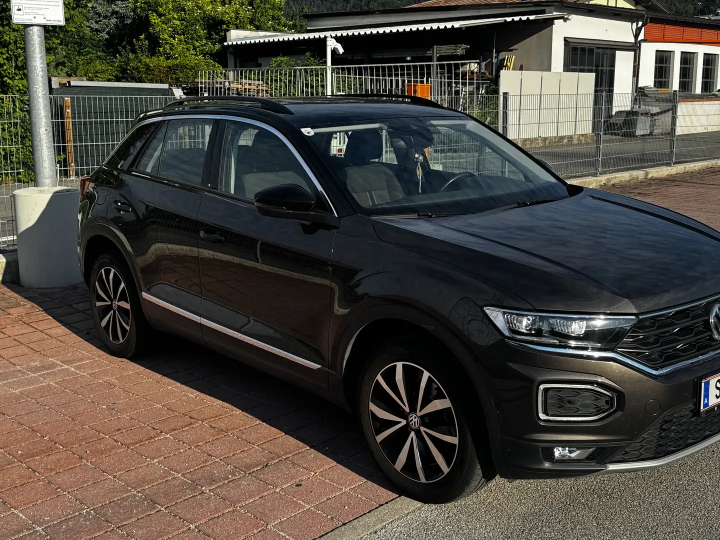 Volkswagen T-Roc T-Roc 2,0 TDI SCR 4Motion Design DSG Design Marrón - 2