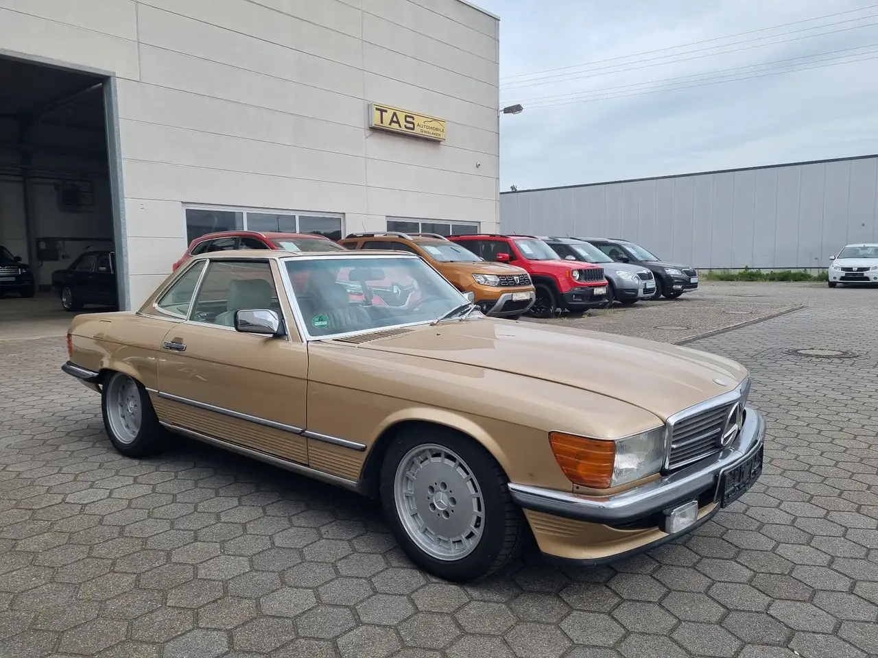 Mercedes-Benz SL 300 300SL W107 "Hardtop" Deutsches Fahrzeug & Zulassun, foto 2