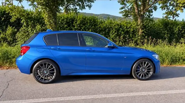 BMW 1 Series view 2