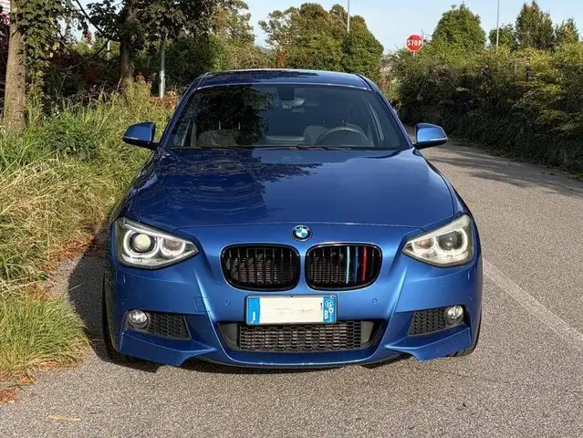 BMW 1 Series view 3