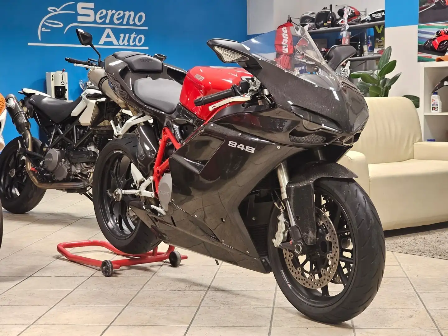 Ducati 848 Чорний - 1