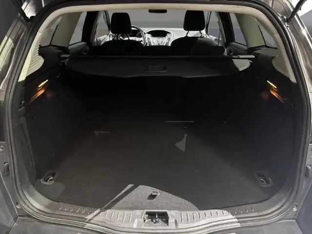 Ford Focus view 7