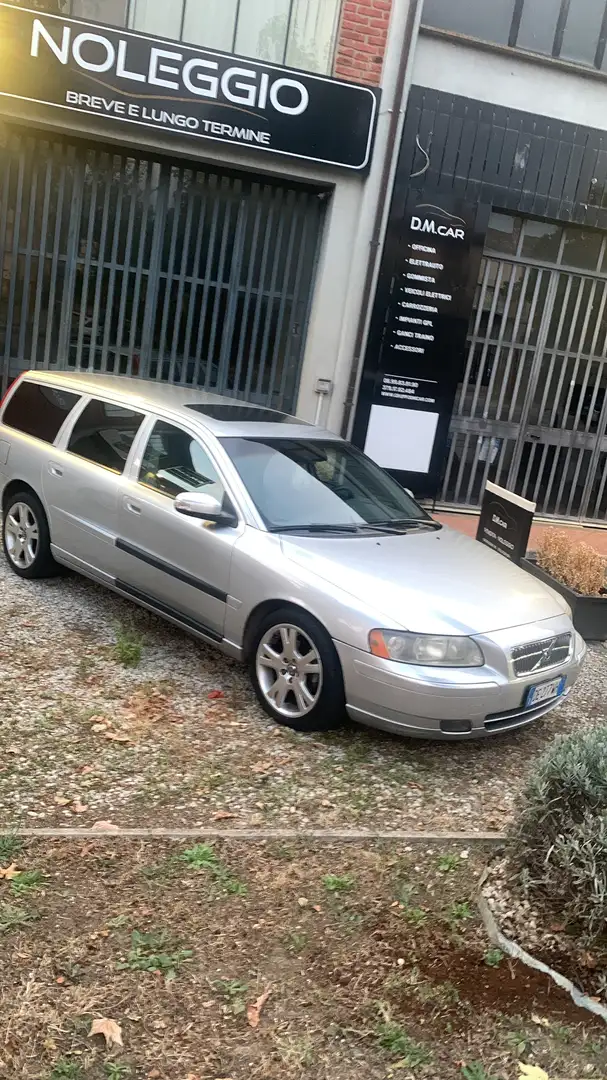 Volvo V70 2.4 d5 Summum awd 163cv auto - 1