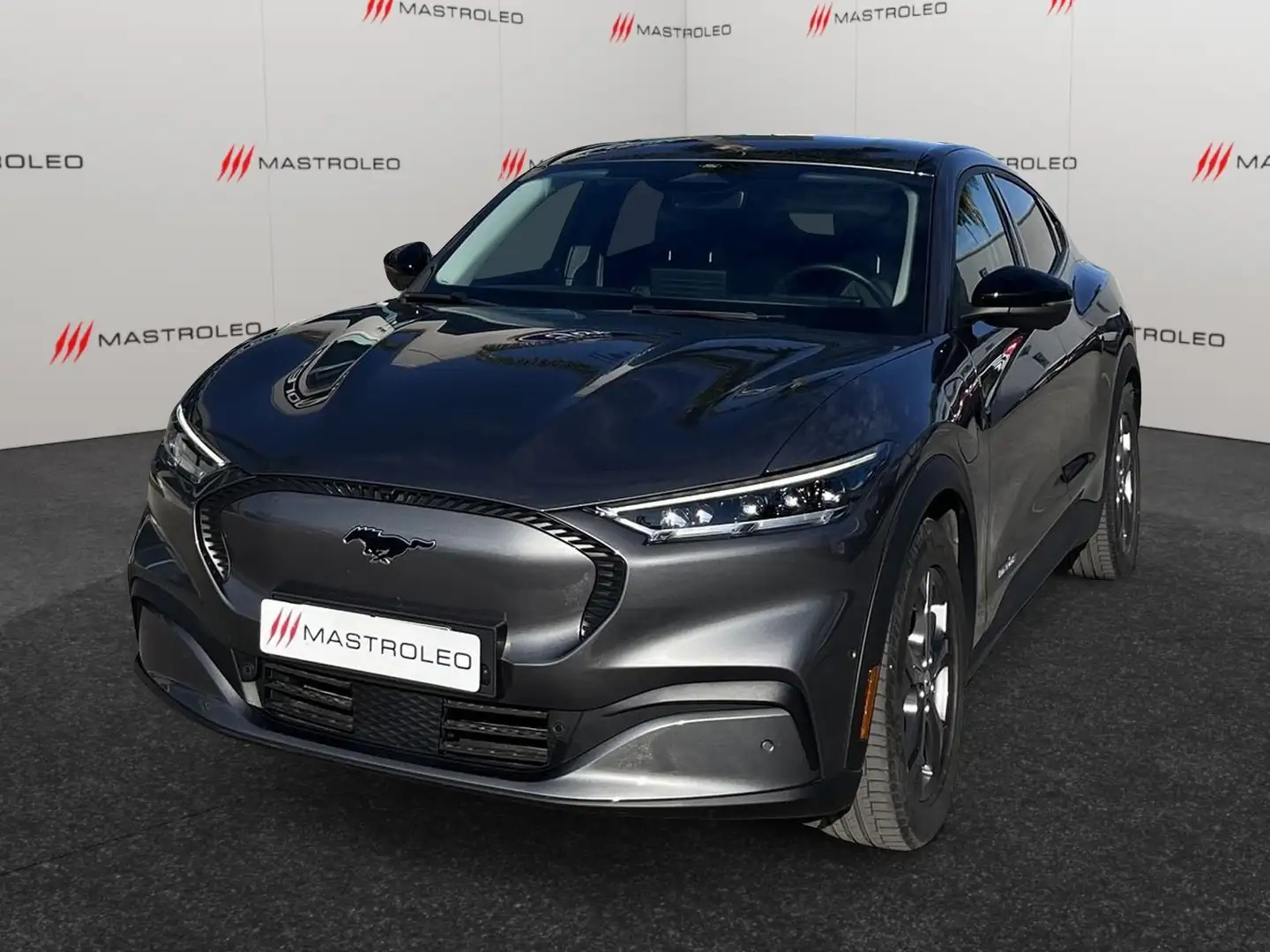 Ford Mustang Mach-E Mustang Mach-e standard range Premium awd 269cv a Gris - 2