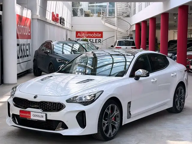 Kia Stinger GT 4WD Brembo*Bi-LED+KlappenAGA+HUD