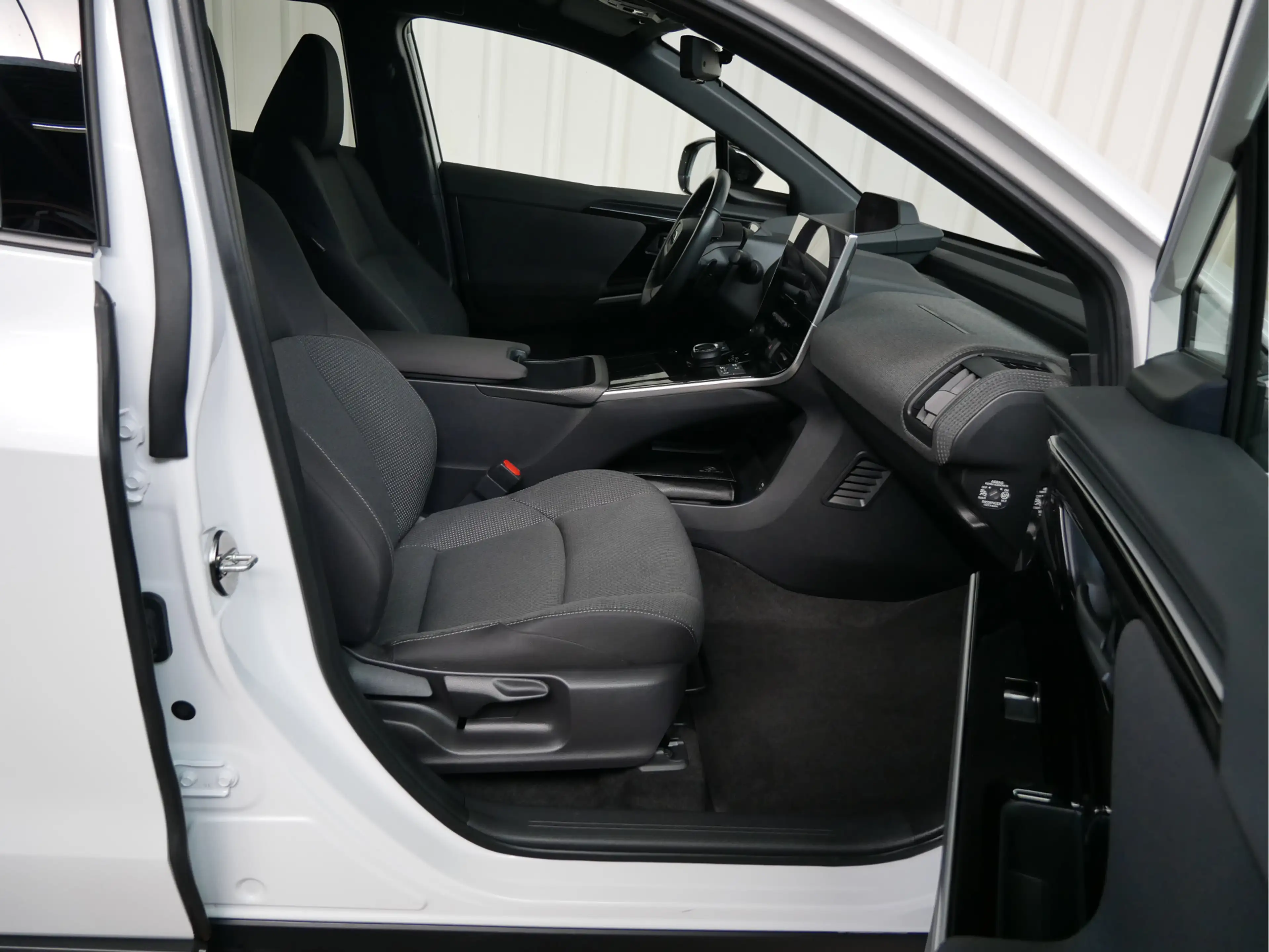Subaru Solterra 71 kWh — photo 13