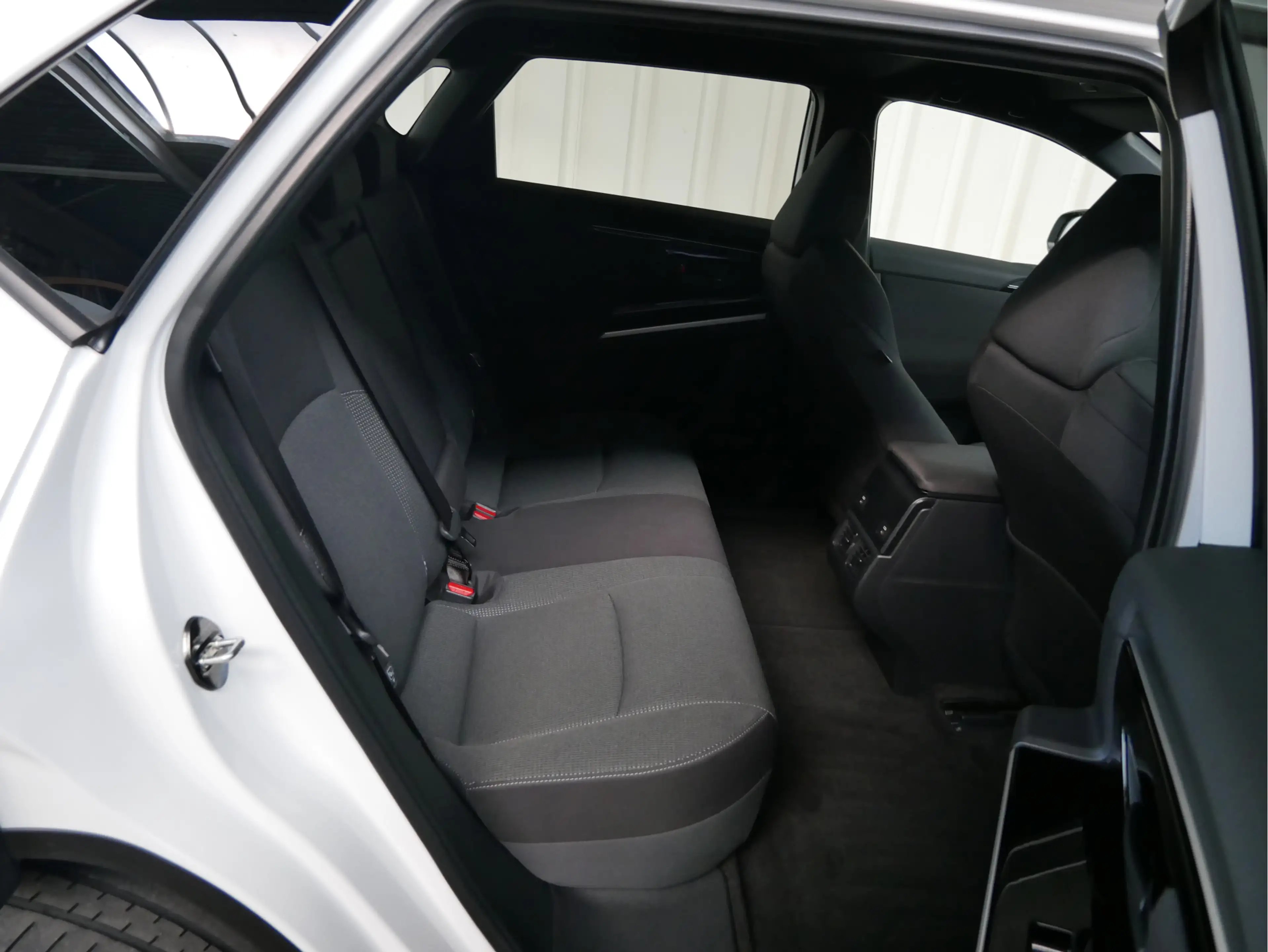 Subaru Solterra 71 kWh — photo 10