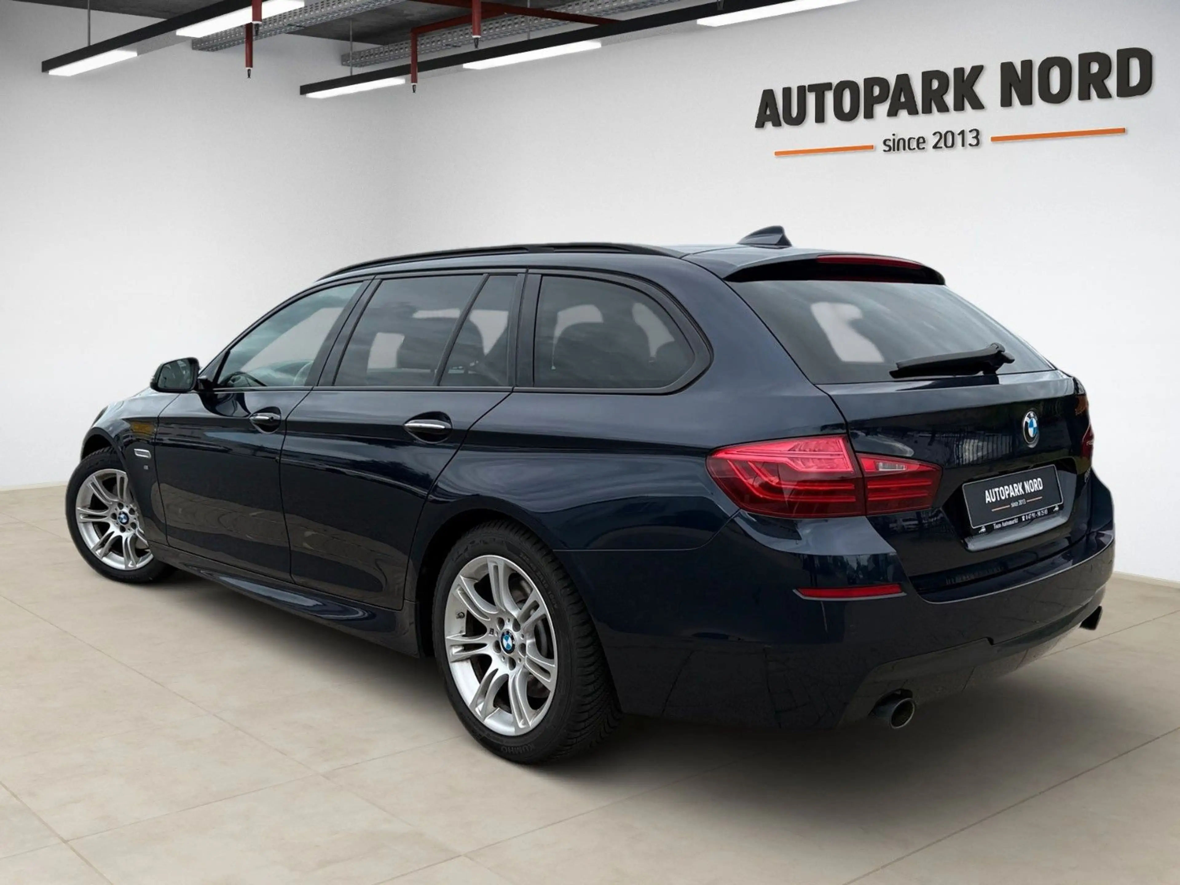 BMW 535 d xDrive Touring M-Sportpaket - VOLL — photo 3