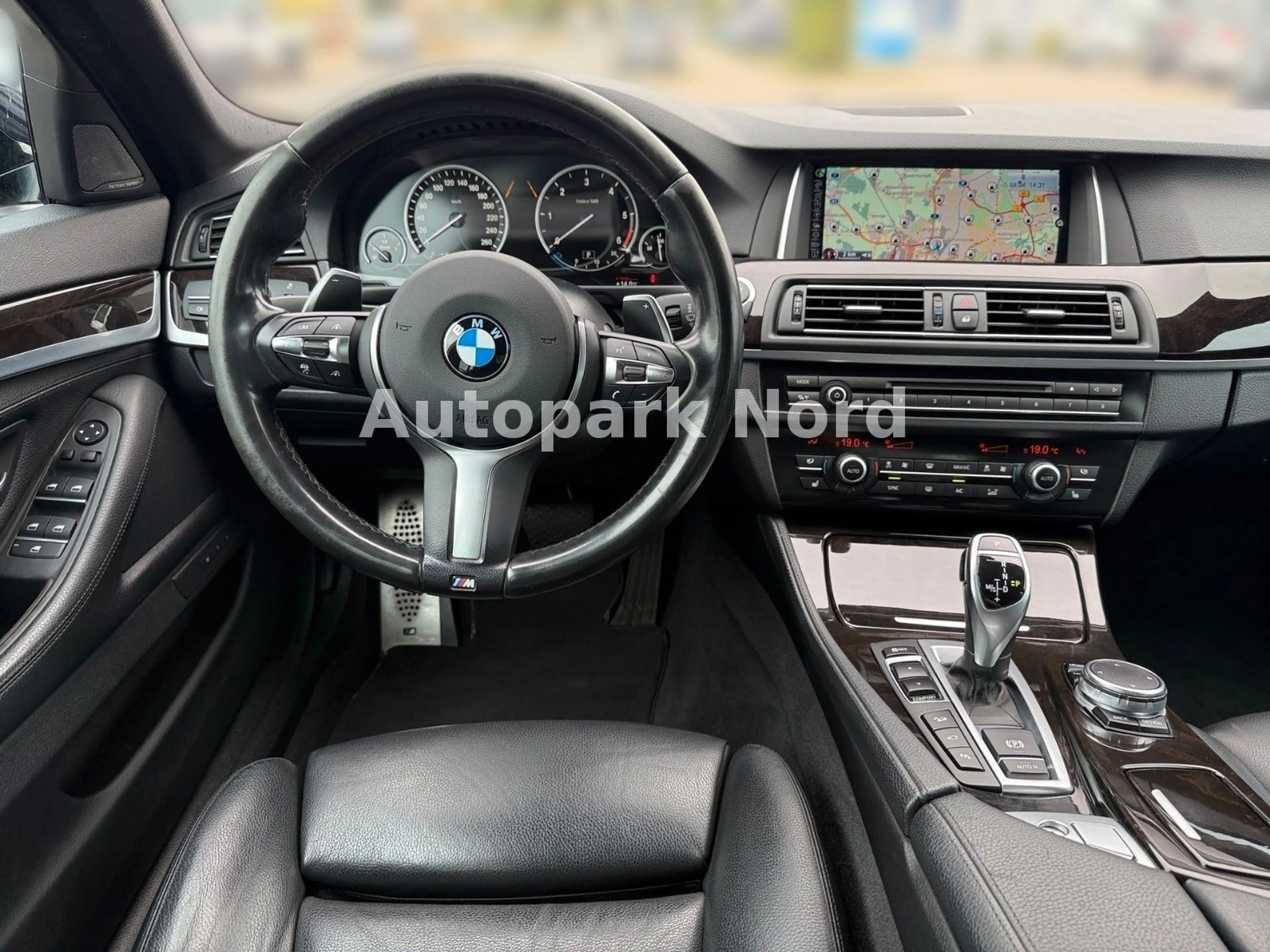 BMW 535 d xDrive Touring M-Sportpaket - VOLL — photo 10